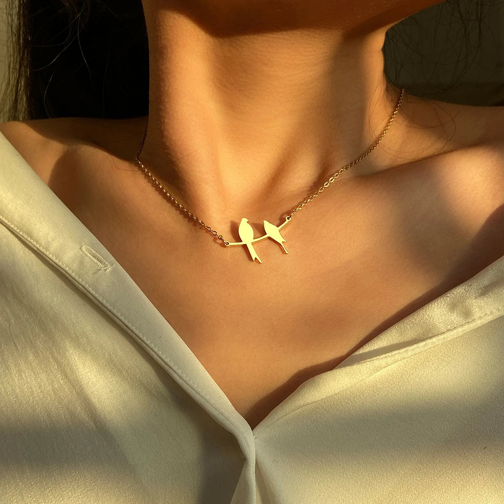 Stainless Steel Necklaces Two Bird Animals Charm Pendant Chain Fashion Necklace for Women Jewelry Wedding Party Girls Gifts 1Pcs