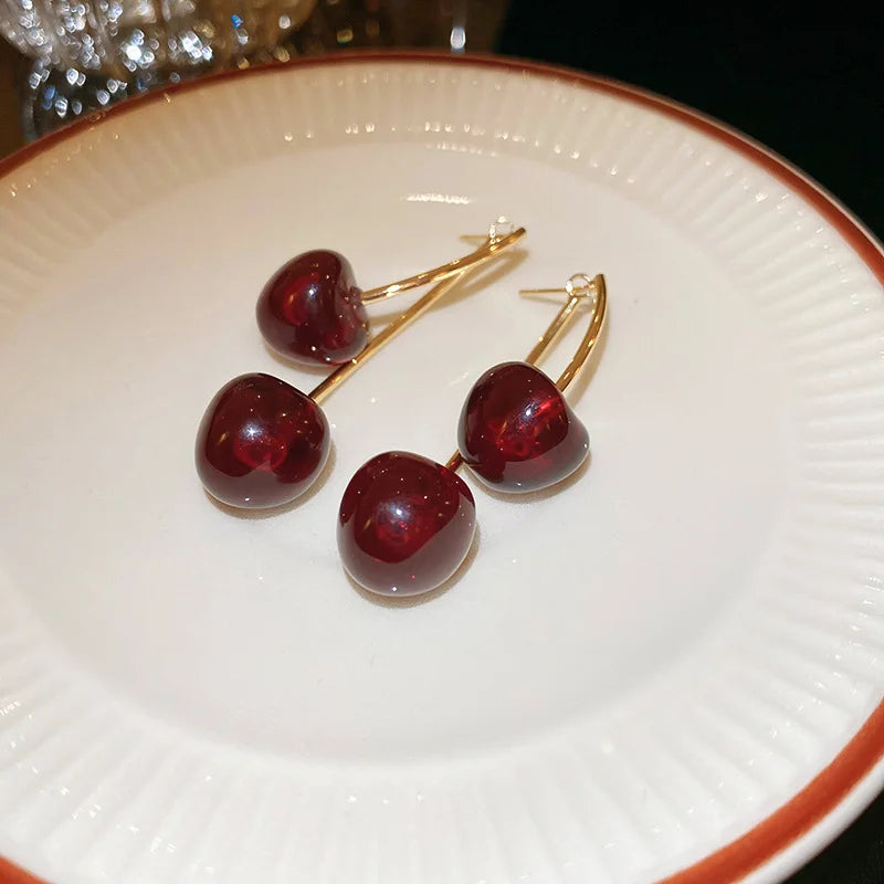 Small Fresh Red Cherry Drop Earrings Ladies Stylish Sweet Resin Fruit Dangle Earrings Delicate Everyday Party Accessories