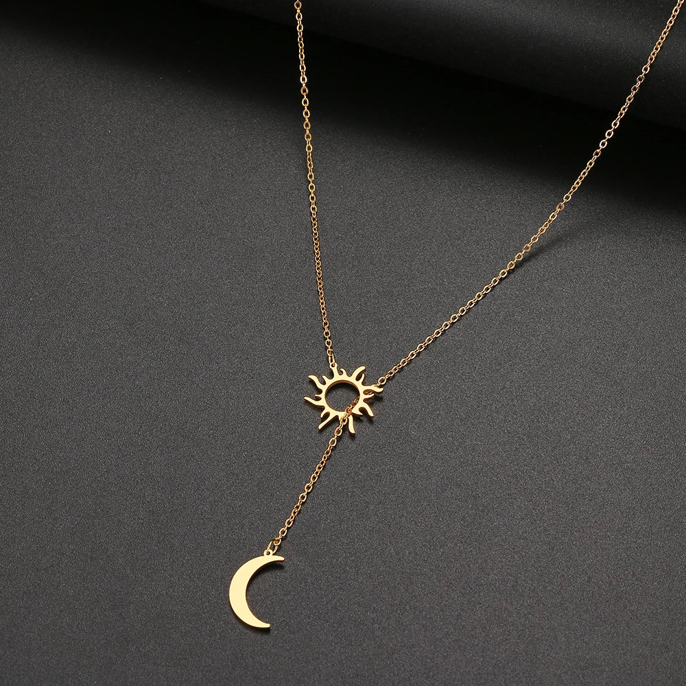 2022 New Stainless Steel Sun Totem and Moon Necklace for Women Fashionable Exquisite Summer Must-Have Party for Friend Jewelry